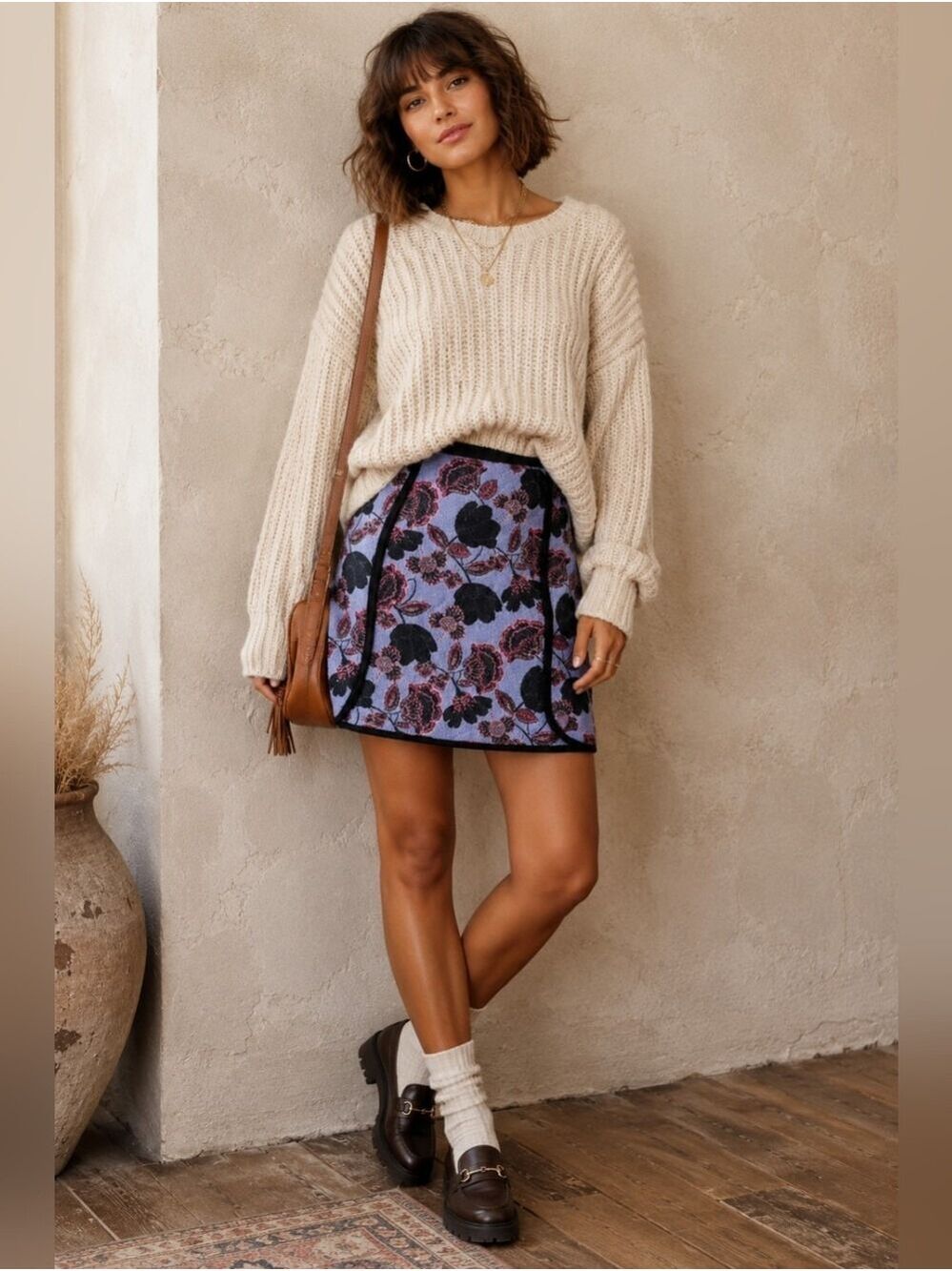 LE LIS ULTRA SOFT TEXTURED LILAC BLACK FLORAL MINI SKIRT SMALL - Picture 1 of 3